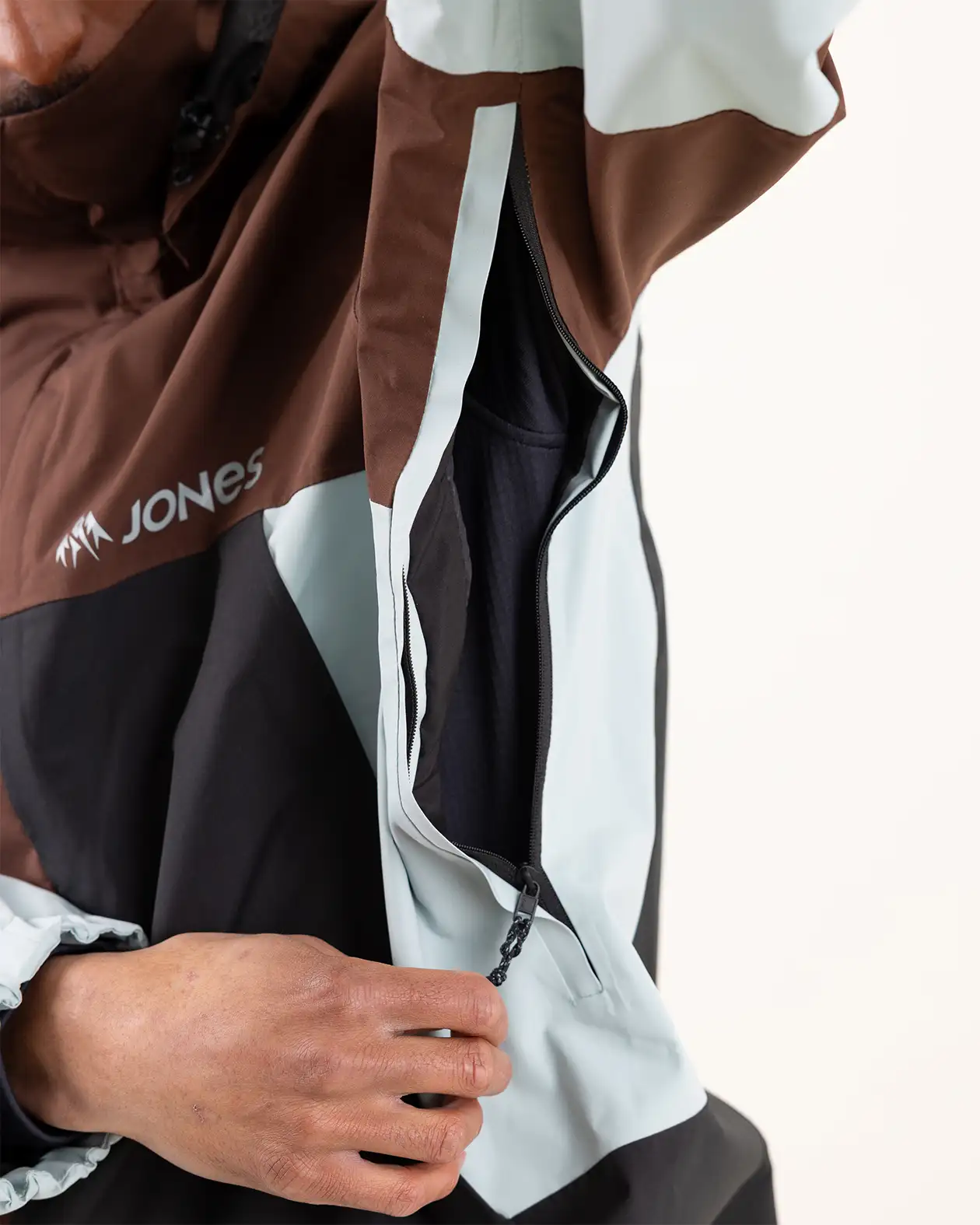 MTN Surf Tweaker Recycled Jacket - Image 13