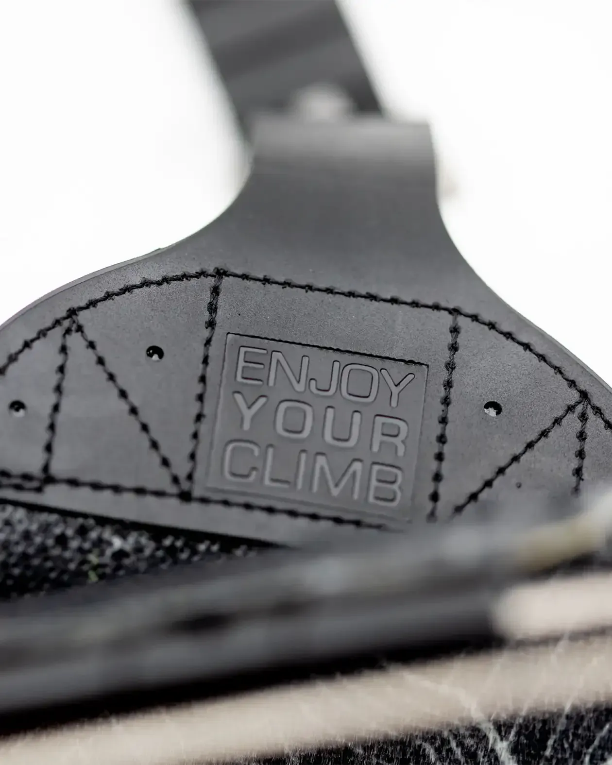 Trim-to-Fit by size Nomad Pro Splitboard Skins - Image 3