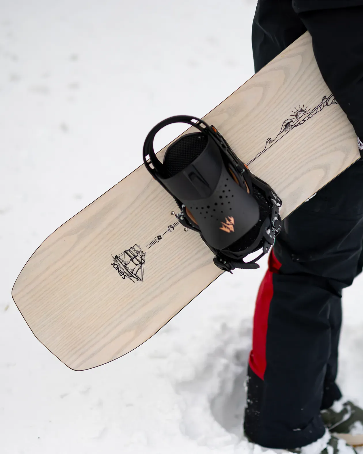 Women's Flagship Snowboard - Image 4