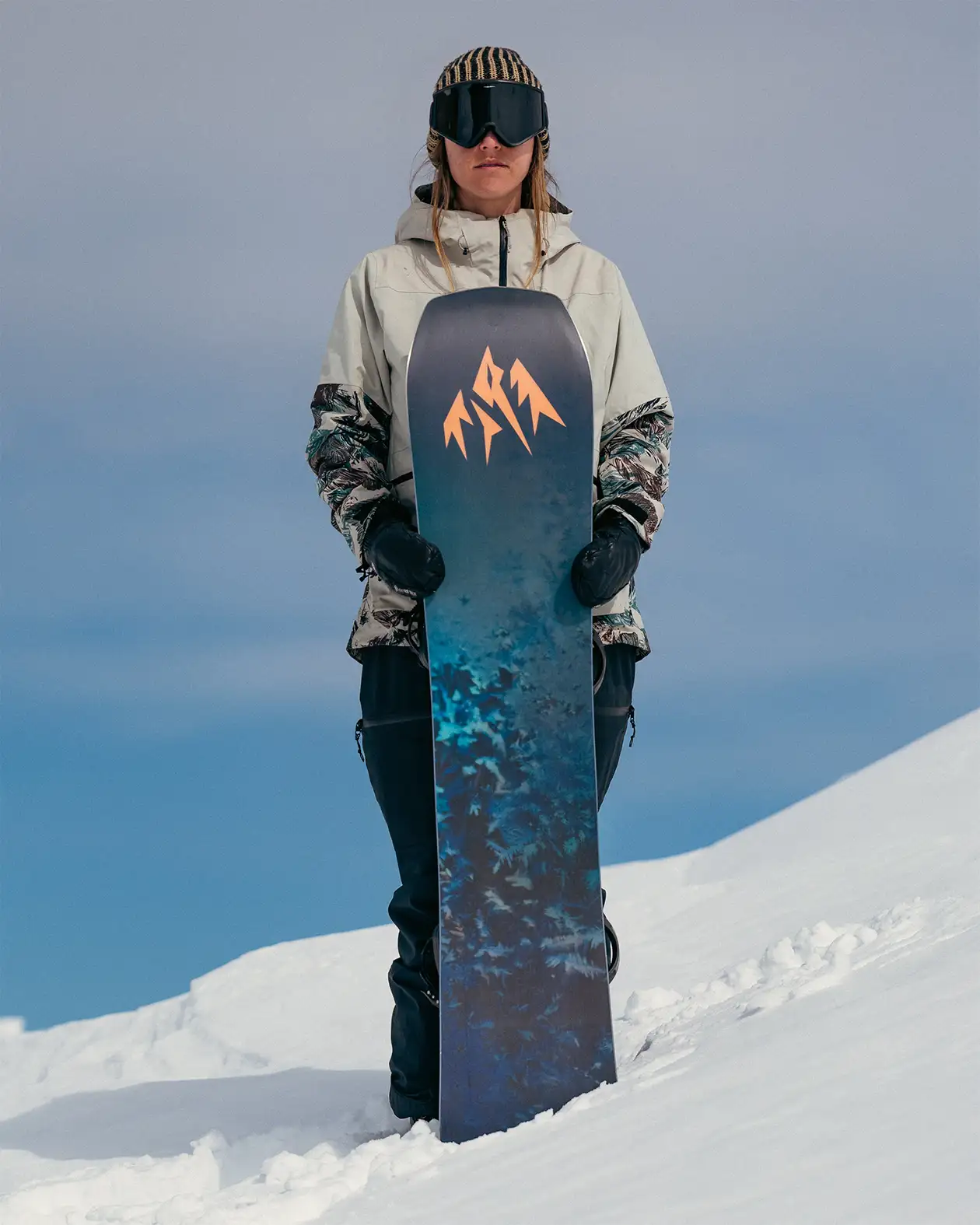 Women's Howler Snowboard - Image 10