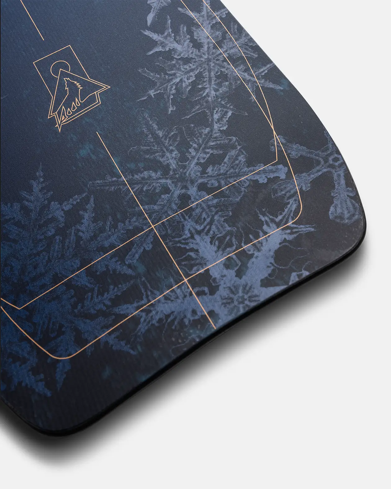 Women's Howler Snowboard - Image 9
