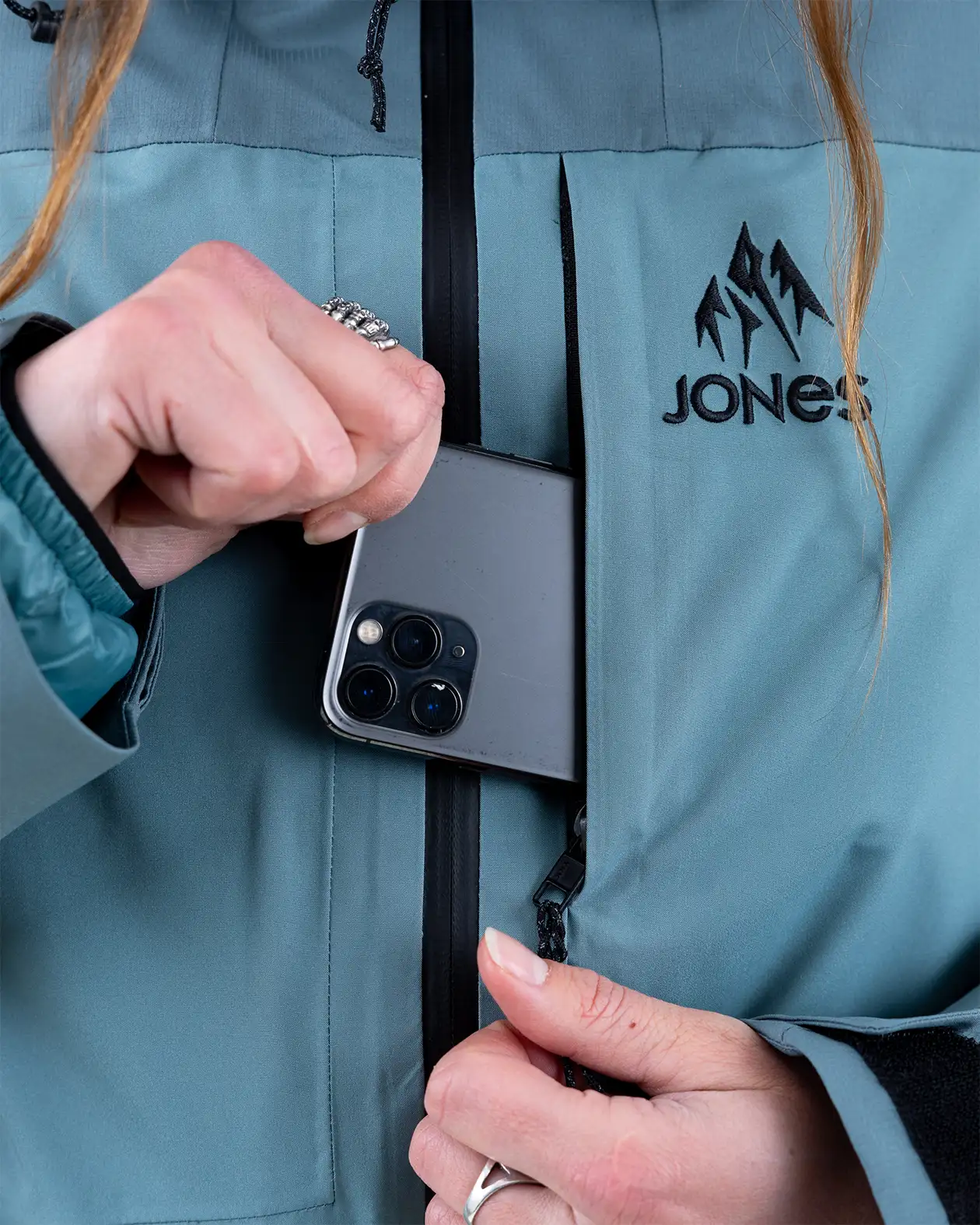 Women’s MTN Surf Recycled Jacket - Image 29